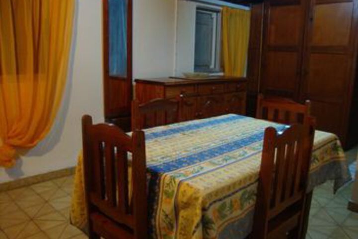Room 34 of 42
