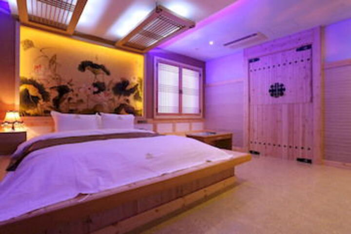 HOTEL WINDSOR