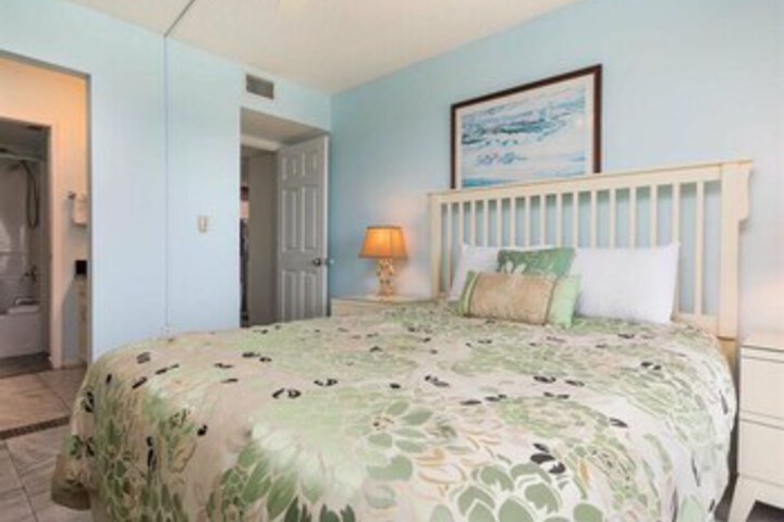 Room 136 of 151