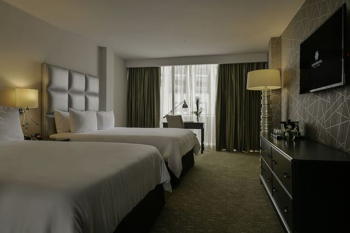 Room 14 of 135