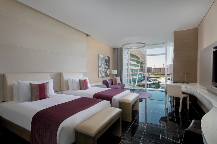 Room 21 of 136