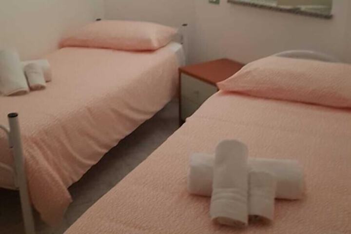 Room 7 of 23