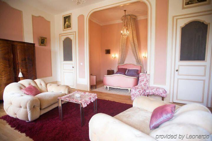 ZZ-TBD-CHATEAU SAINT-AIGNAN