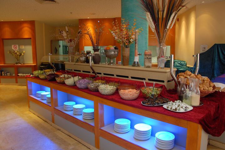 Breakfast/Coffee Service 20 of 31
