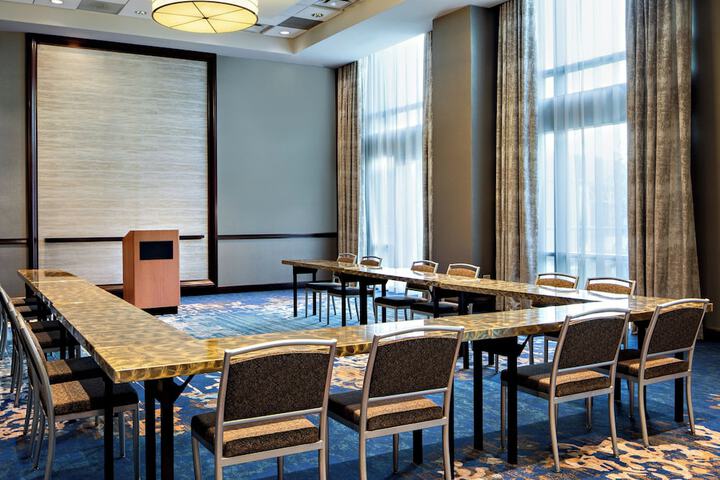 Meeting facility