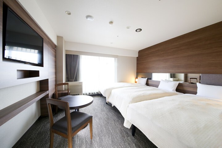 Room 14 of 62