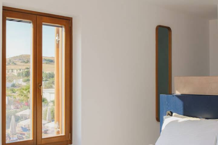 Room 25 of 126