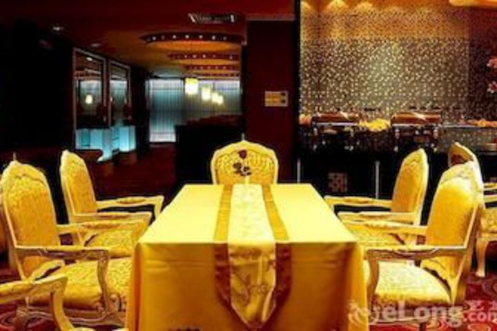 Hotel Interior 118 of 159