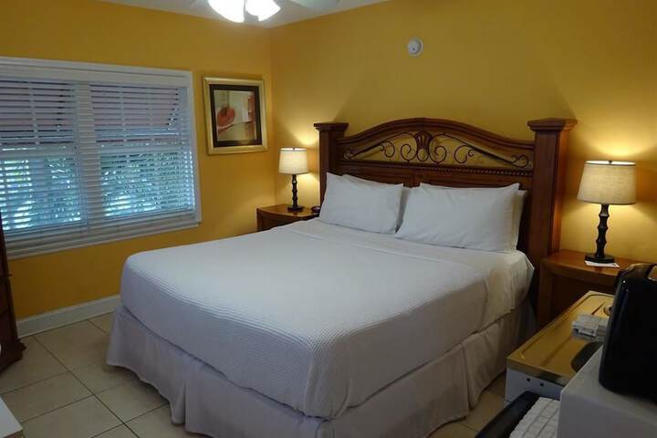 Room 46 of 141