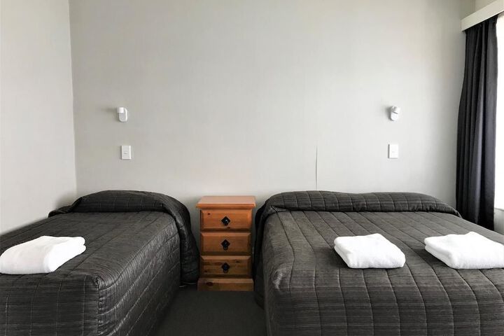 Room 15 of 50