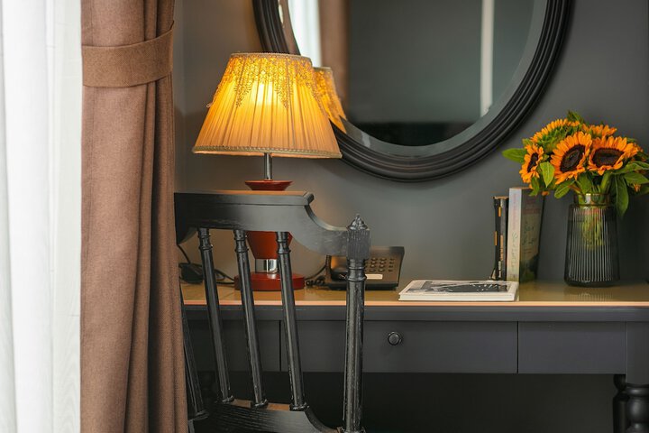 Room 13 of 47
