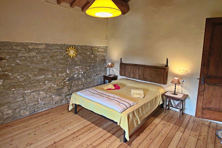 Room 14 of 118