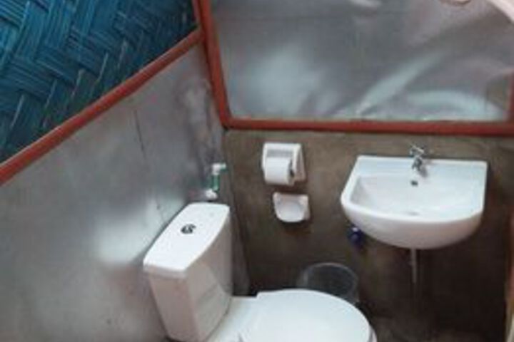Room 2 of 18
