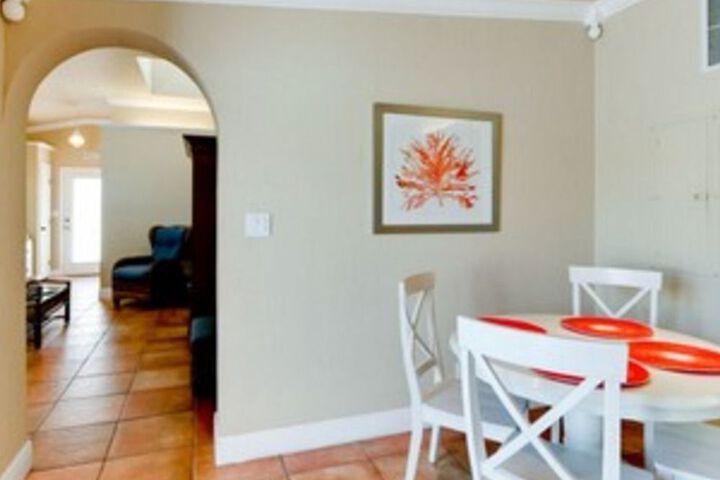 Room 17 of 23