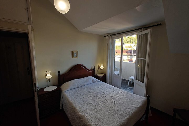 Room 72 of 141