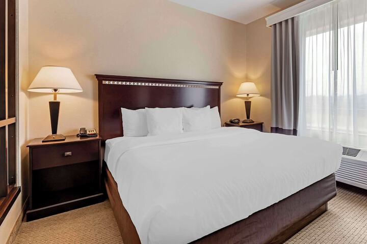 Room 20 of 39