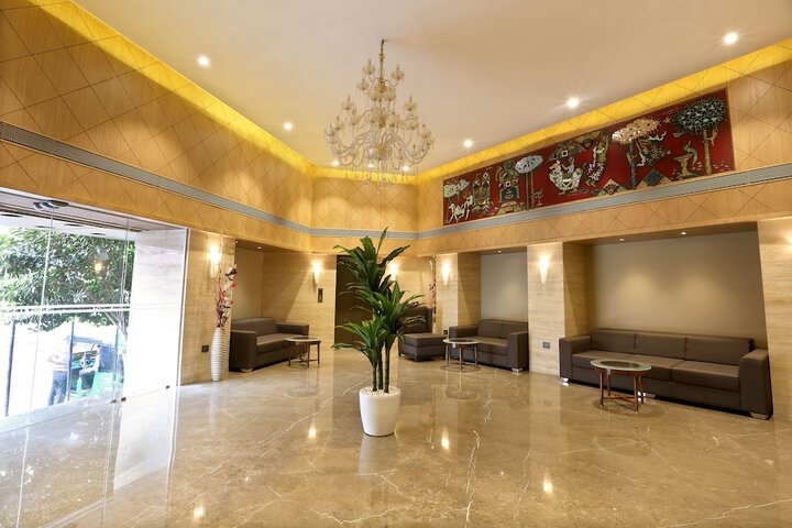 Hotel Interior 4 of 36