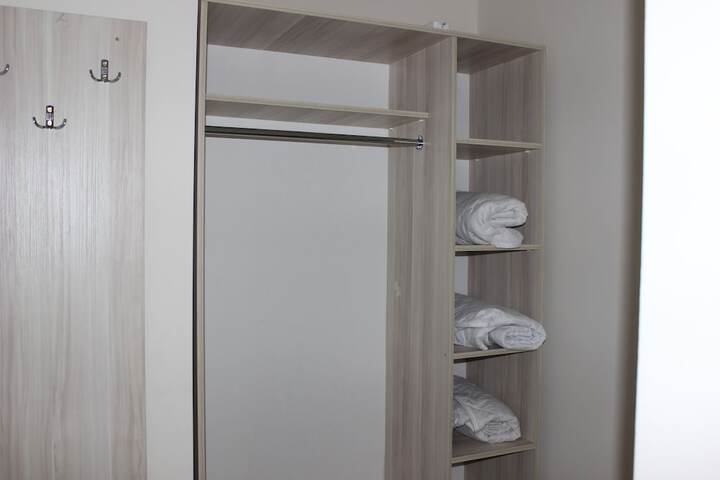 Room 14 of 16