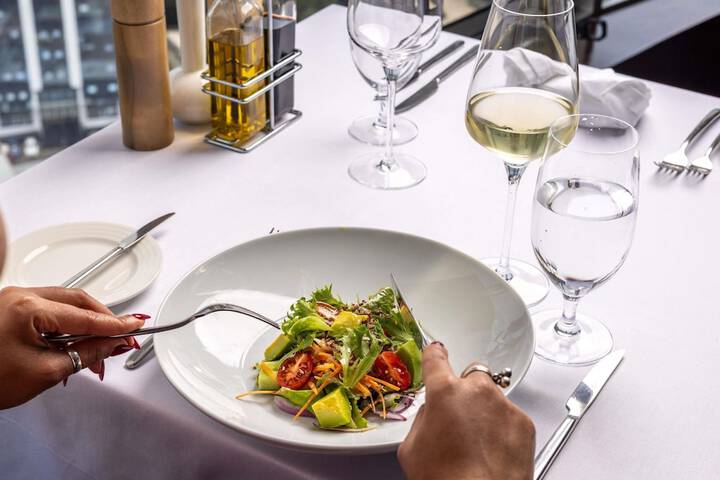 Dining 87 of 150