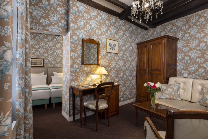 Room 19 of 41