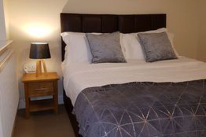 Room 8 of 30