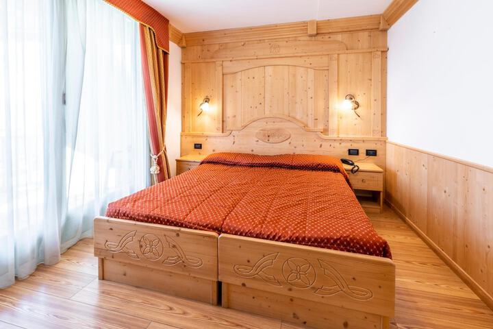 Room 20 of 65