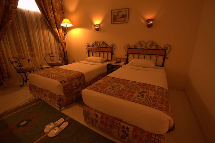 Room 2 of 36