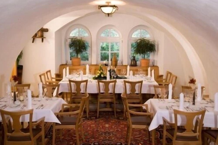 Dining Photos