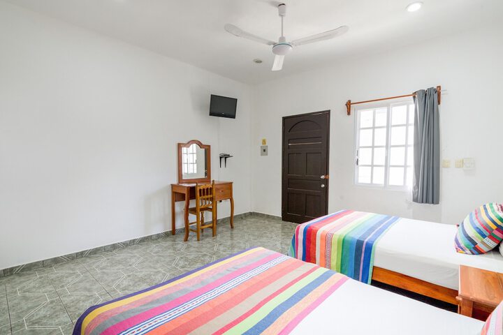 Room 6 of 40