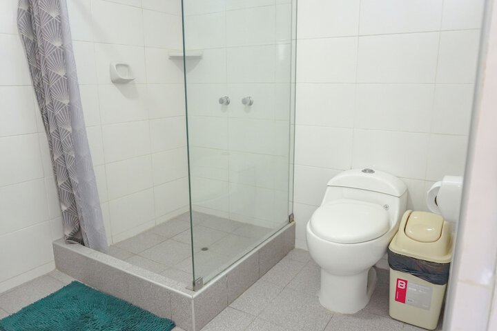 Room 113 of 214