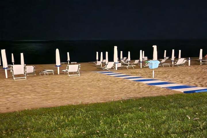 Beach 86 of 108