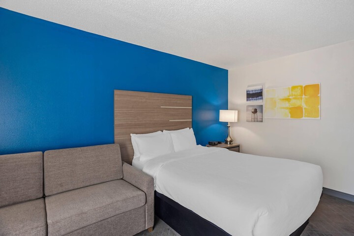 Room 15 of 31