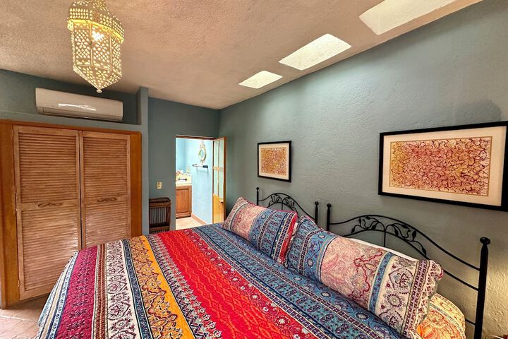 Room 21 of 174
