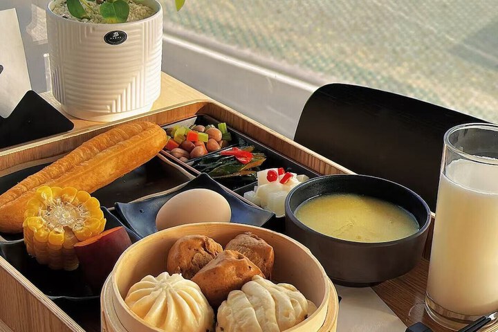 Breakfast/Coffee Service 138 of 158