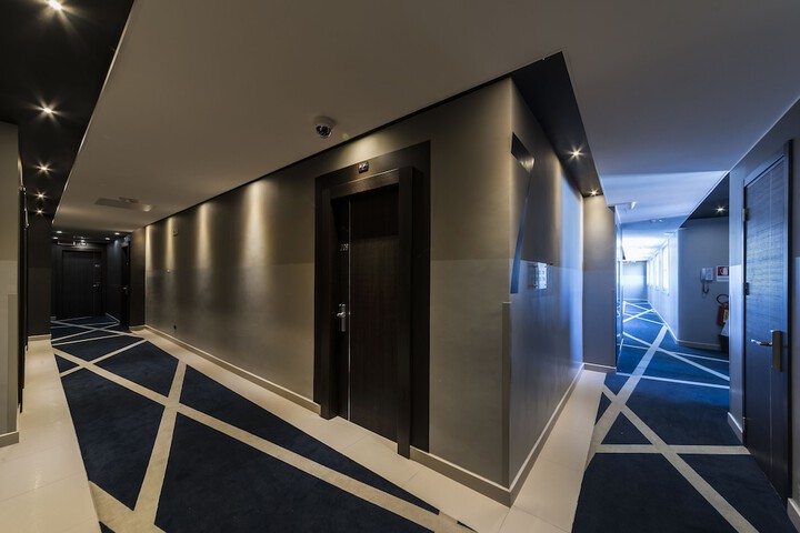 Ballroom/Hall 51 of 59