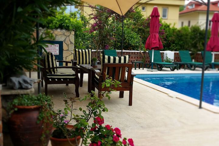 Pools & Facilities