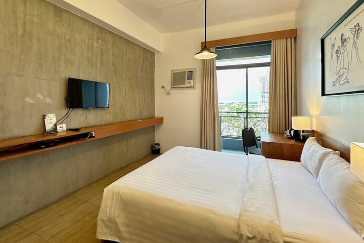 Room 16 of 45