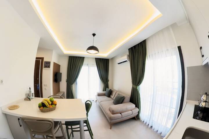 Room 8 of 34