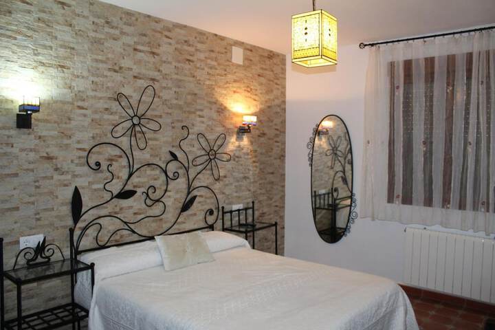 Room 4 of 67