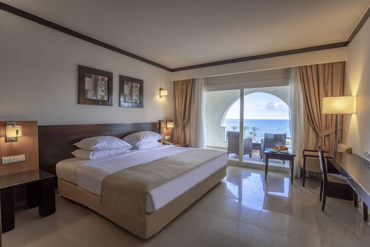 Room 15 of 79