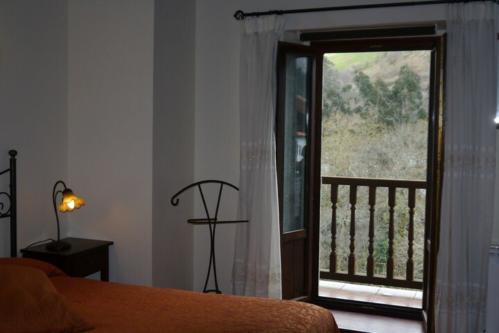 Room 8 of 39