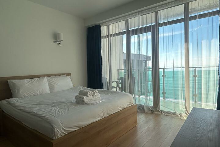 Room 17 of 48