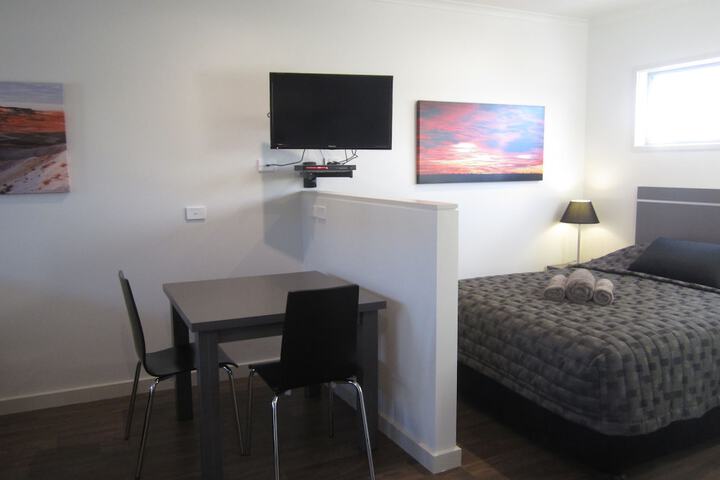 Room 25 of 52