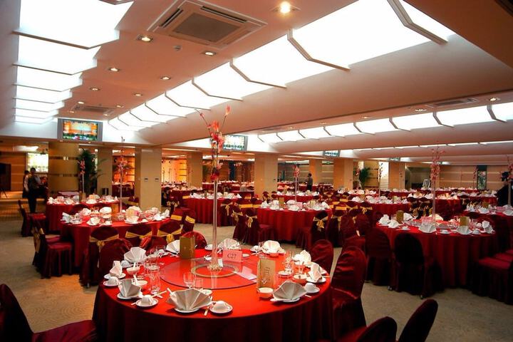 Dining Photos