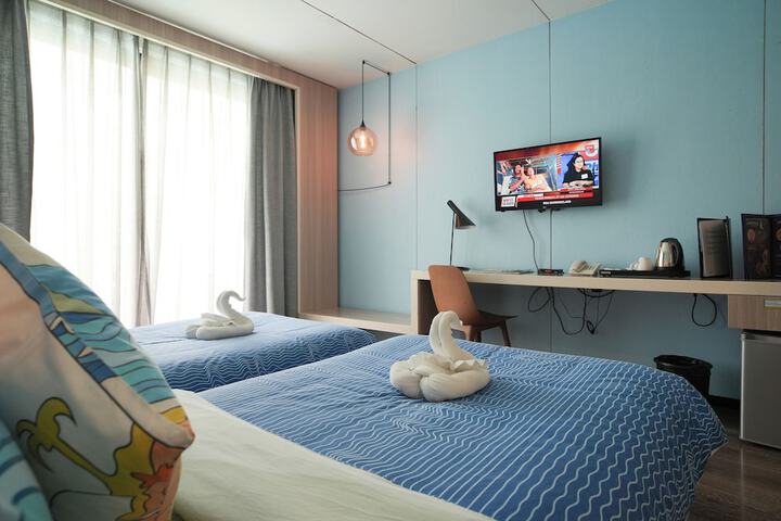 Room 16 of 54