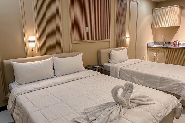 Room 16 of 50