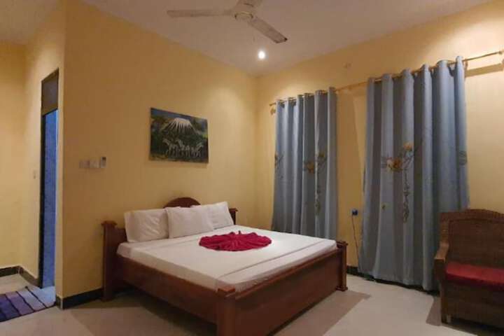 Room 15 of 21