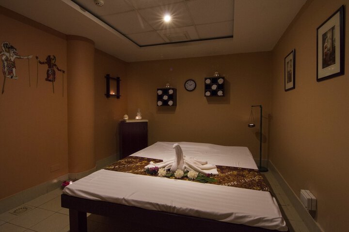 Room 51 of 91