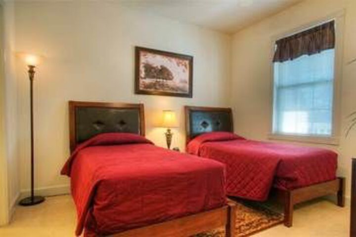 Room 16 of 30