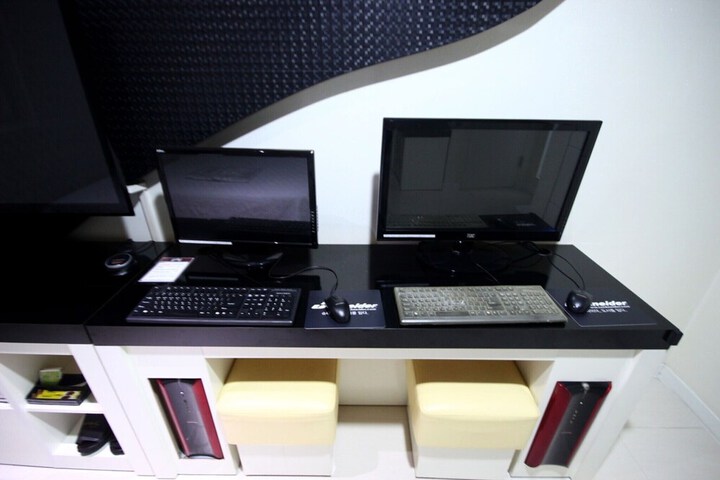 Room 26 of 33